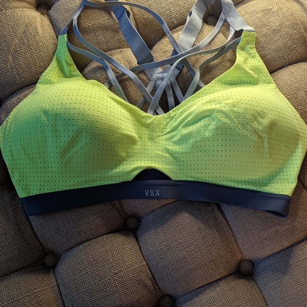 Victoria's Secret VSX Strappy Sports Bra